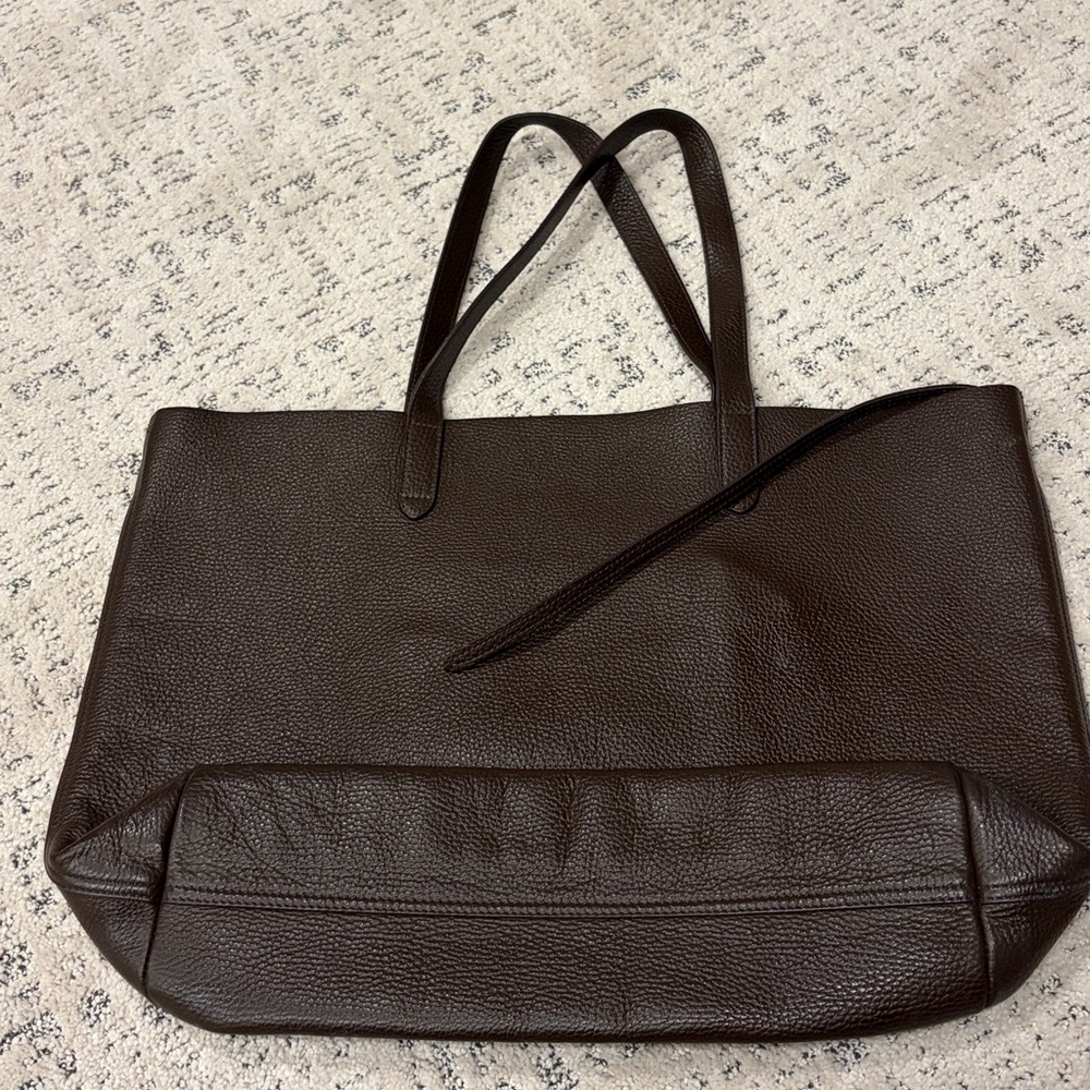 Cuyana Dark Brown Leather Tote